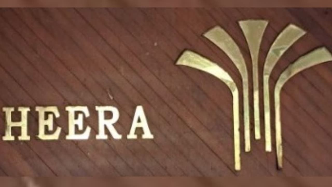 ഹീരാ കൺസ്ട്രക്ഷൻസിനെതിരെ കൂടുതൽ നടപടി; 32 കോടി രൂപയുടെ സ്വത്തുക്കൾ ഇഡി കണ്ടുകെട്ടി
