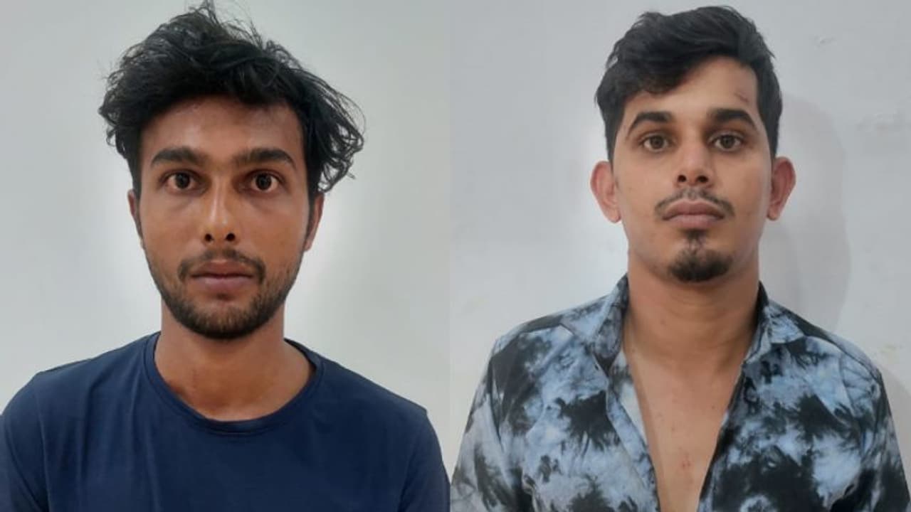 ബിയർ കുപ്പികൊണ്ട് തലയ്ക്കടിച്ച് കൊലപ്പെടുത്താൻ ശ്രമം, സംഘം ചേർന്ന് ബാര് ജീവനക്കാരനെ ആക്രമിച്ച 2പേർ പിടിയിൽ ബിയർ കുപ്പികൊണ്ട് തലയ്ക്കടിച്ച് കൊലപ്പെടുത്താൻ ശ്രമം, സംഘം ചേർന്ന് ബാര് ജീവനക്കാരനെ ആക്രമിച്ച 2പേർ പിടിയിൽ