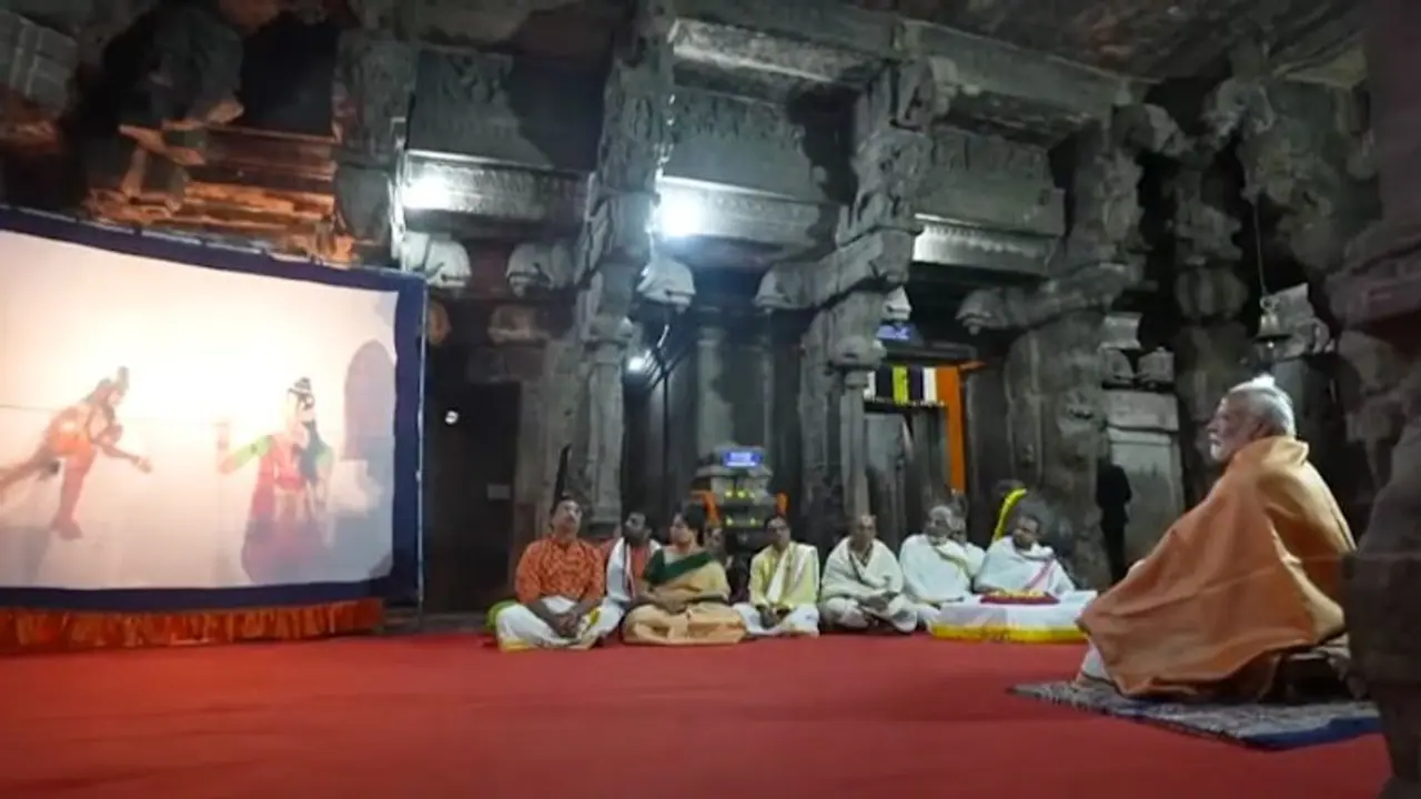 Puppet show depicting Ramayan captivates PM Modi in Lepakshi temple; shares immersive experience (WATCH)