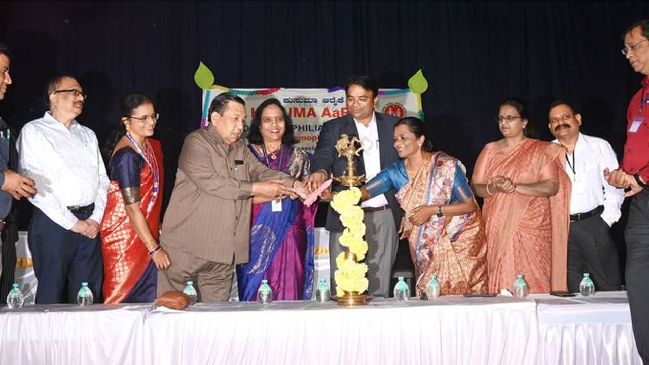 ಹಿಮೋಫಿಲಿಯಾ ಕೊರತೆಯ ರೋಗಿಗಳ ಸಂಖ್ಯೆ ಹೆಚ್ಚಳ : ಡಾ.ಕೆ.ವಿ. ರಾಜೇಂದ್ರ ಹಿಮೋಫಿಲಿಯಾ ಕೊರತೆಯ ರೋಗಿಗಳ ಸಂಖ್ಯೆ ಹೆಚ್ಚಳ : ಡಾ.ಕೆ.ವಿ. ರಾಜೇಂದ್ರ