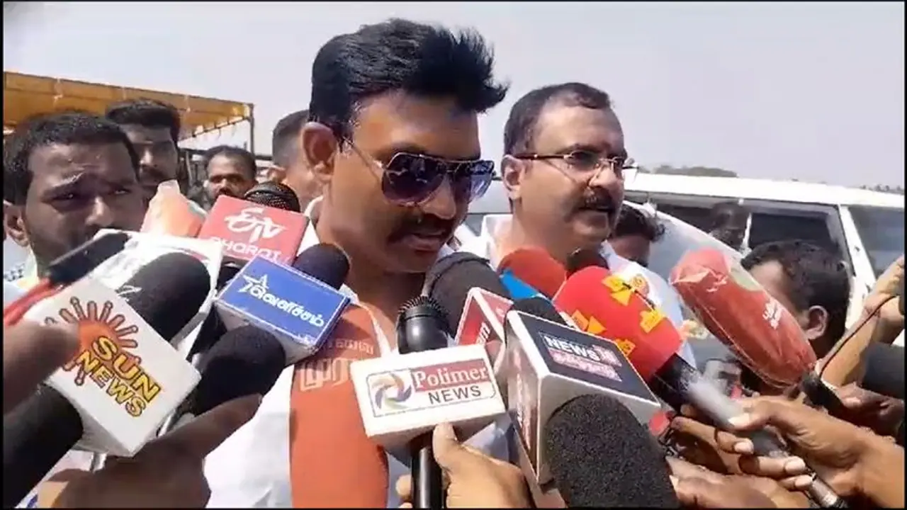 ஜல்லிக்கட்டு சர்வதேச விளையாட்டாக அங்கீகாரம் பெறவேண்டும்; இலங்கை ஆளுநர் செந்தில் தொண்டமான் விருப்பம் ஜல்லிக்கட்டு சர்வதேச விளையாட்டாக அங்கீகாரம் பெறவேண்டும்; இலங்கை ஆளுநர் செந்தில் தொண்டமான் விருப்பம்