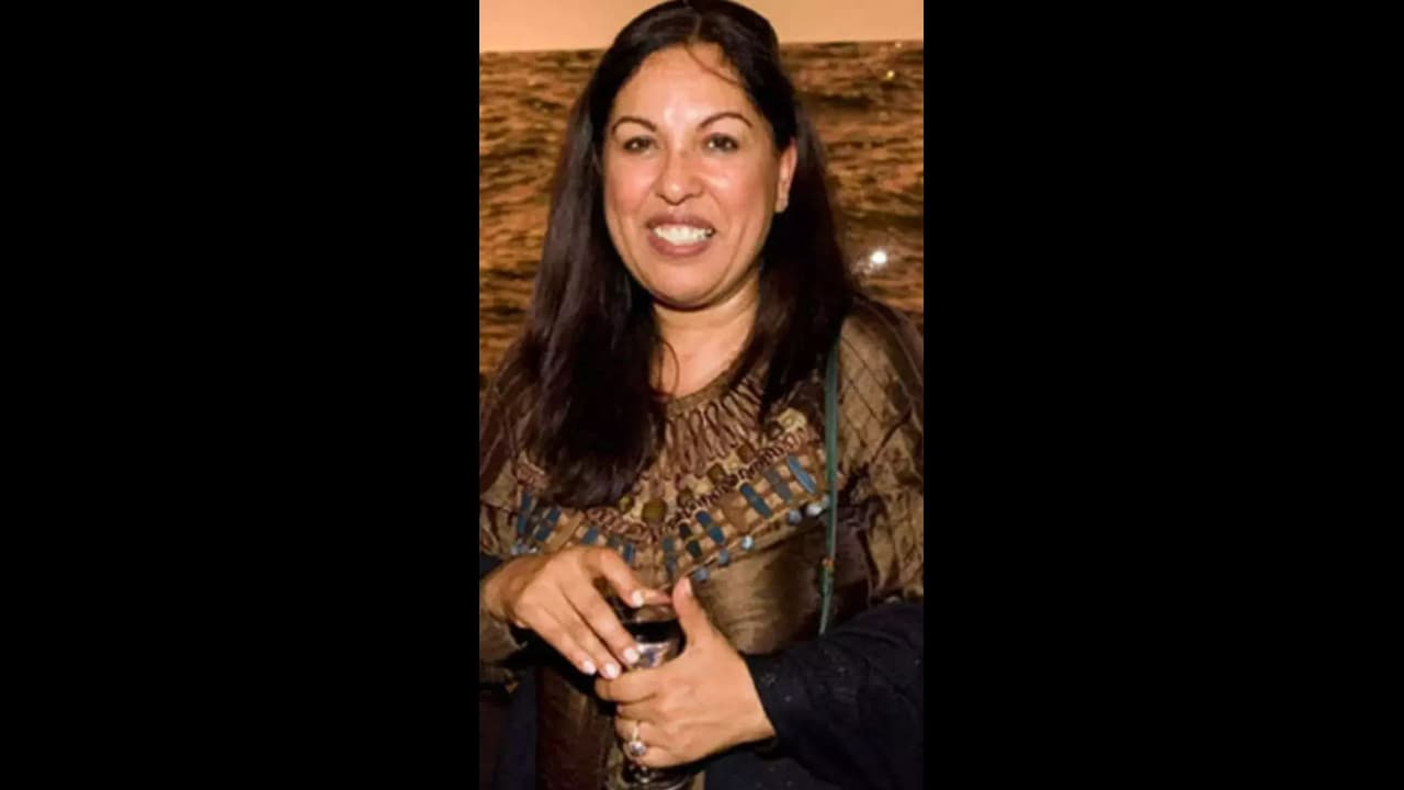 ಕೇವಲ1.6ಲಕ್ಷ ರೂ. ಹೂಡಿಕೆಯೊಂದಿಗೆ ಅಮೆರಿಕದಲ್ಲಿ ಉದ್ಯಮ ಪ್ರಾರಂಭಿಸಿದ ಭಾರತೀಯ ಮಹಿಳೆ ಈಗ ಬಿಲಿಯನೇರ್ ಕೇವಲ1.6ಲಕ್ಷ ರೂ. ಹೂಡಿಕೆಯೊಂದಿಗೆ ಅಮೆರಿಕದಲ್ಲಿ ಉದ್ಯಮ ಪ್ರಾರಂಭಿಸಿದ ಭಾರತೀಯ ಮಹಿಳೆ ಈಗ ಬಿಲಿಯನೇರ್