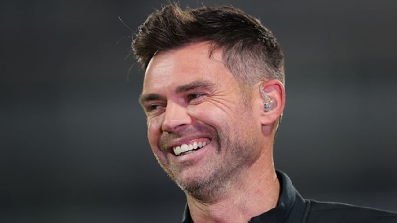 അടിക്ക് തിരിച്ചടി ലൈന്; സ്പിന് കെണി പിച്ചൊരുക്കുന്ന ഇന്ത്യക്ക് മുന്നറിയിപ്പുമായി ജയിംസ് ആന്ഡേഴ്സണ് അടിക്ക് തിരിച്ചടി ലൈന്; സ്പിന് കെണി പിച്ചൊരുക്കുന്ന ഇന്ത്യക്ക് മുന്നറിയിപ്പുമായി ജയിംസ് ആന്ഡേഴ്സണ്