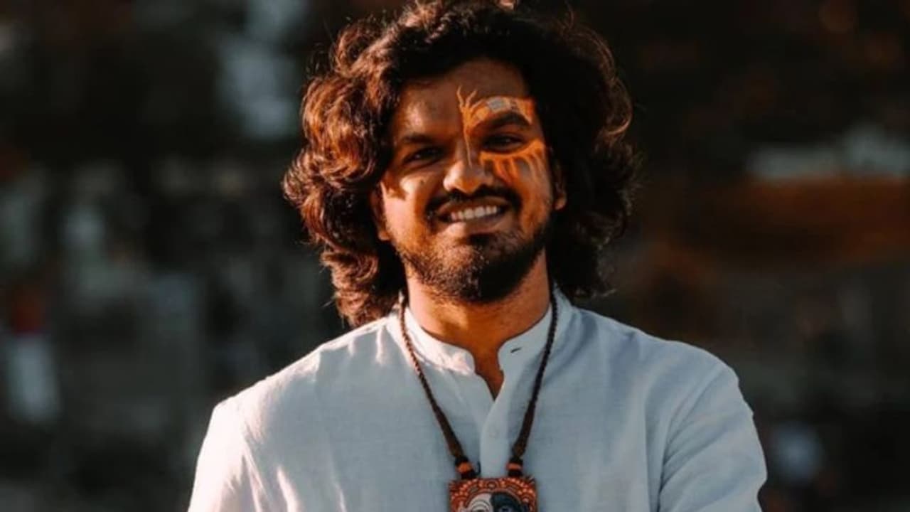 സൈബർ ആക്രമണത്തിൽ പിന്തുണച്ചില്ല, സൂരജ് സന്തോഷ് ഗായക സംഘടനയില് നിന്ന് രാജിവച്ചു സൈബർ ആക്രമണത്തിൽ പിന്തുണച്ചില്ല, സൂരജ് സന്തോഷ് ഗായക സംഘടനയില് നിന്ന് രാജിവച്ചു