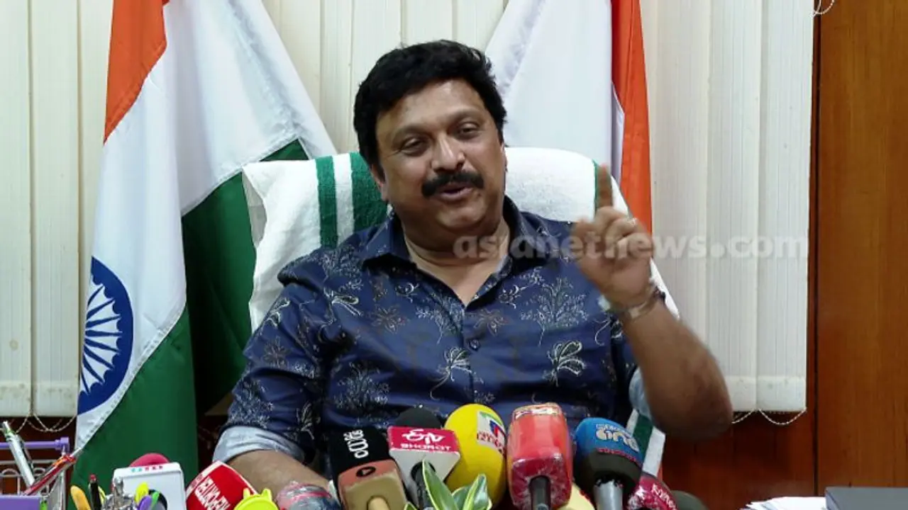 കെഎസ്ആര്ടിസിയിലെ ശമ്പള വിതരണം; ടിഡിഎഫ് സമരത്തെ തള്ളി ഗതാഗത മന്ത്രി, 'ഇത് അന്തസ്സില്ലാത്ത പ്രവര്ത്തനം' കെഎസ്ആര്ടിസിയിലെ ശമ്പള വിതരണം; ടിഡിഎഫ് സമരത്തെ തള്ളി ഗതാഗത മന്ത്രി, 'ഇത് അന്തസ്സില്ലാത്ത പ്രവര്ത്തനം'