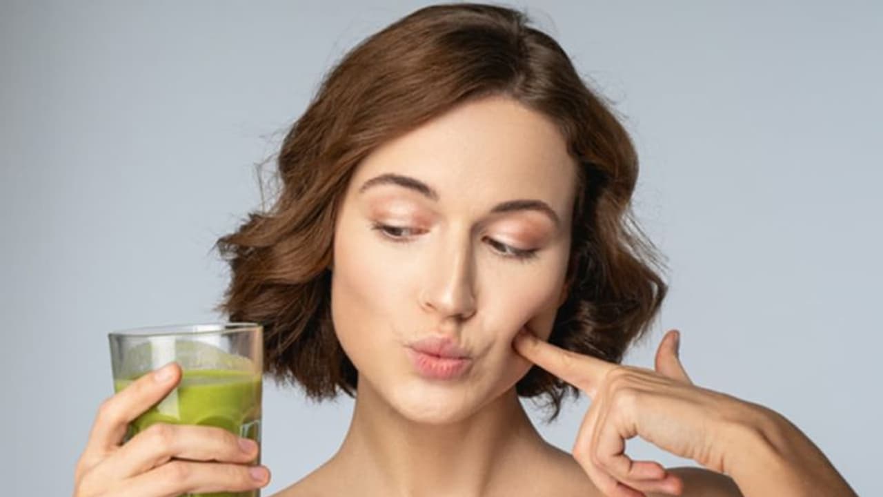 തണുപ്പുകാലത്ത് ചര്‍മ്മത്തിലെ ജലാംശം നിലനിര്‍ത്താന്‍ കുടിക്കാം ഈ അഞ്ച് പാനീയങ്ങള്‍... 
