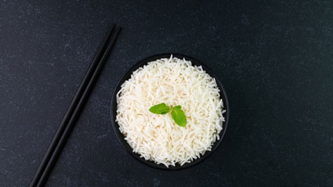 ഉച്ചയ്ക്ക് ചോറിന് പകരം ഈ ഭക്ഷണങ്ങള്‍ കഴിക്കൂ, രണ്ട് ആരോഗ്യ പ്രശ്നങ്ങളെ തടയാം...