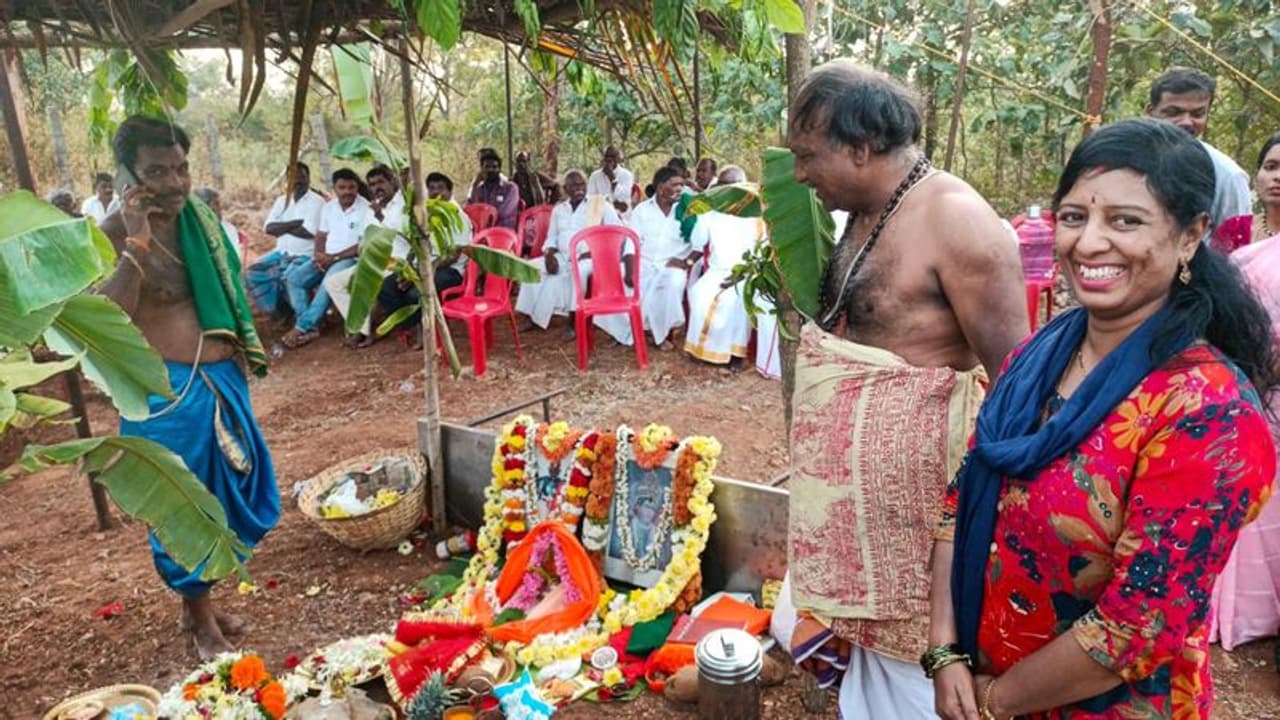  ಮೈಸೂರು : ಕೃಷ್ಣಶಿಲೆ ದೊರೆತ ಸ್ಥಳದಲ್ಲಿ ವಿಶೇಷ ಪೂಜೆ