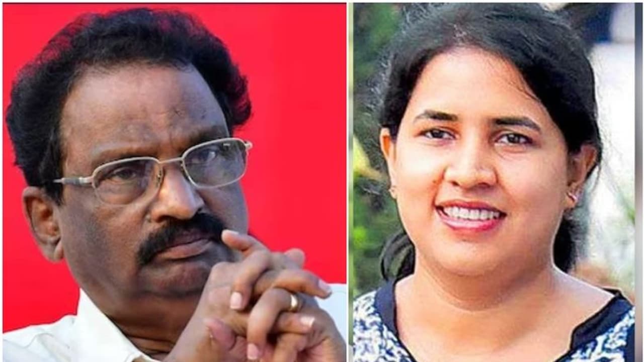 വീണയുടെ കമ്പനിക്കെതിരായ ആർഒസി റിപ്പോർട്ട്: വ്യക്തമായ മറുപടിയില്ലാതെ സിപിഎം, വീണ അഴിമതിക്കാരിയല്ലെന്ന് ബാലൻ വീണയുടെ കമ്പനിക്കെതിരായ ആർഒസി റിപ്പോർട്ട്: വ്യക്തമായ മറുപടിയില്ലാതെ സിപിഎം, വീണ അഴിമതിക്കാരിയല്ലെന്ന് ബാലൻ