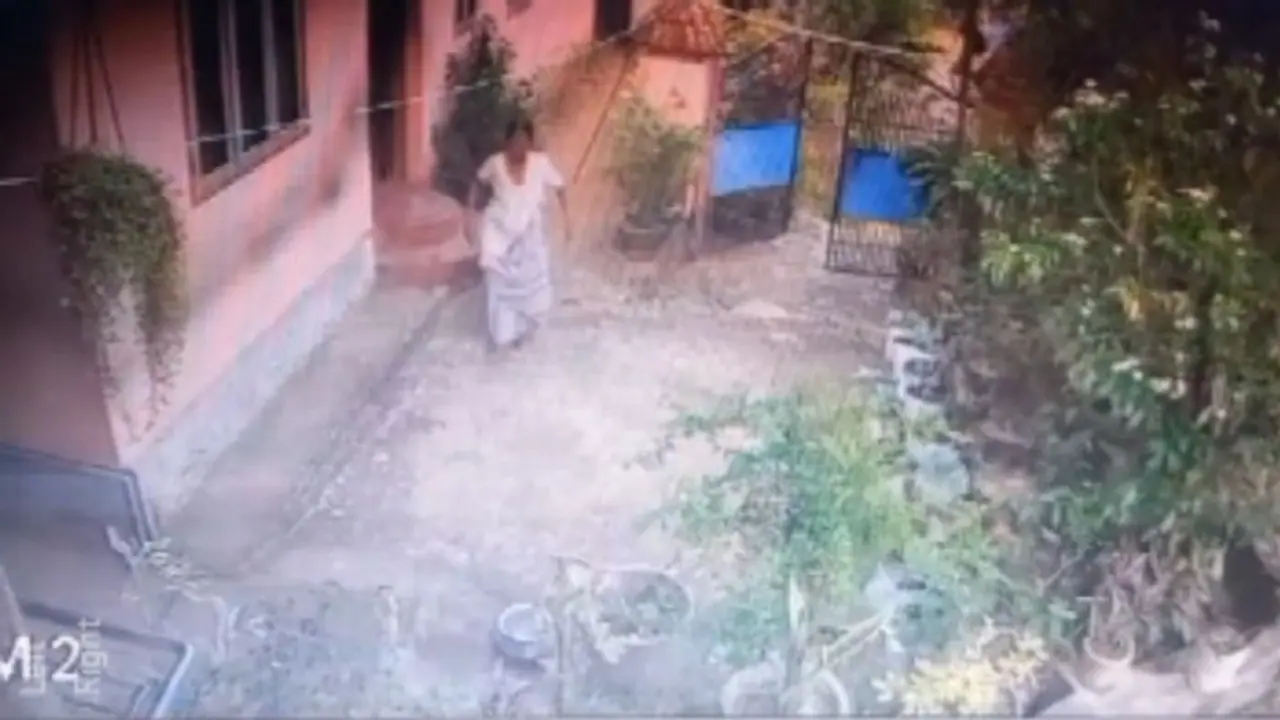 അതിർത്തി തർക്കം; കൊല്ലത്ത് 85കാരിക്ക് അനുജത്തിയുടെ മരുമകളുടെ ആക്രമണം, ഗുരുതര പരിക്ക്, കേസ് അതിർത്തി തർക്കം; കൊല്ലത്ത് 85കാരിക്ക് അനുജത്തിയുടെ മരുമകളുടെ ആക്രമണം, ഗുരുതര പരിക്ക്, കേസ്