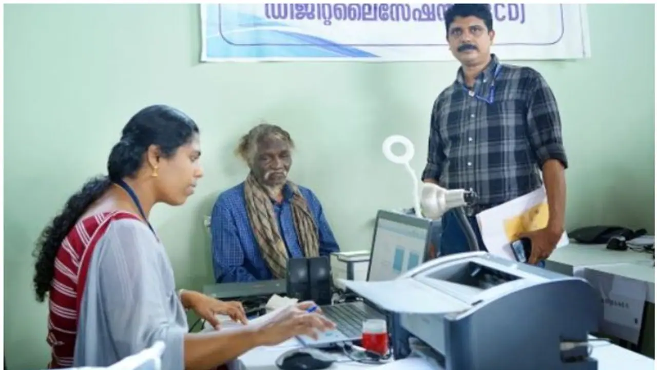 ഏഷ്യയിലെ ഏക ഗുഹാവാസികൾ; മാതനും കാടനും കാടിറങ്ങി അമരമ്പലത്ത് എത്തിയതിന് പിന്നിൽ കാരണമുണ്ട്!