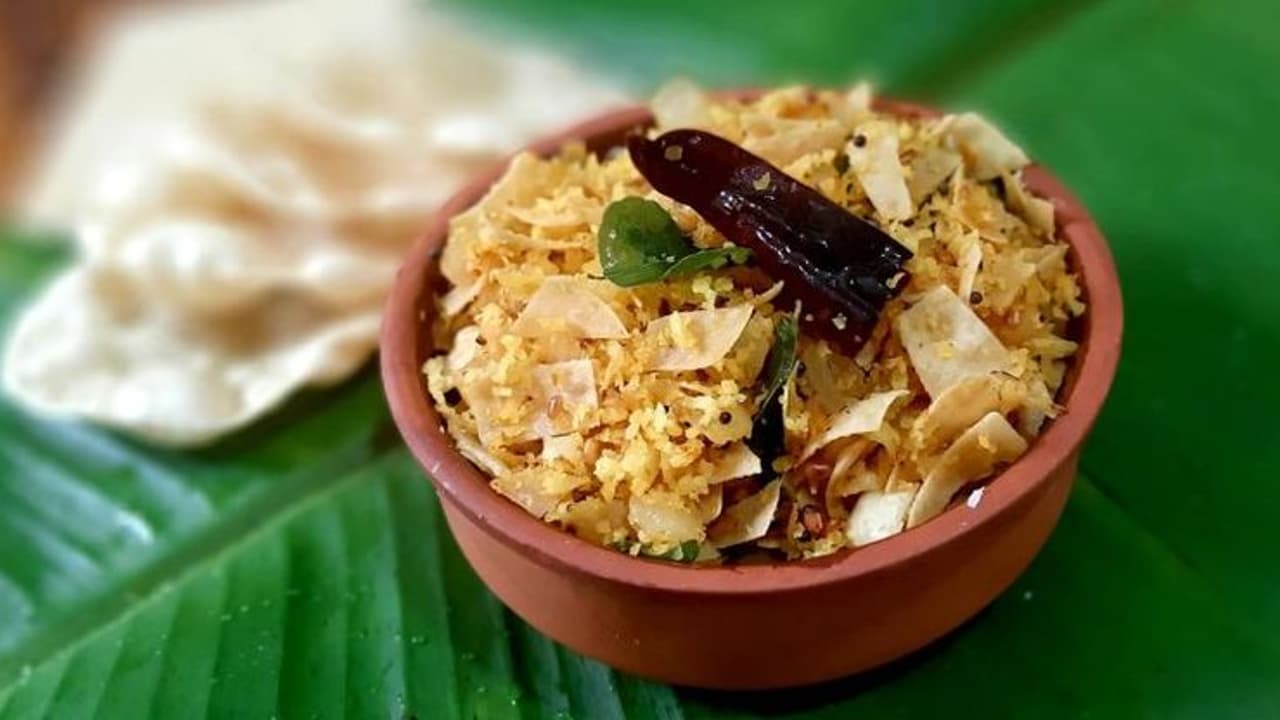 ചോറിനൊപ്പം കഴിക്കാൻ രുചികരമായ പപ്പട തോരൻ ; റെസിപ്പി ചോറിനൊപ്പം കഴിക്കാൻ രുചികരമായ പപ്പട തോരൻ ; റെസിപ്പി