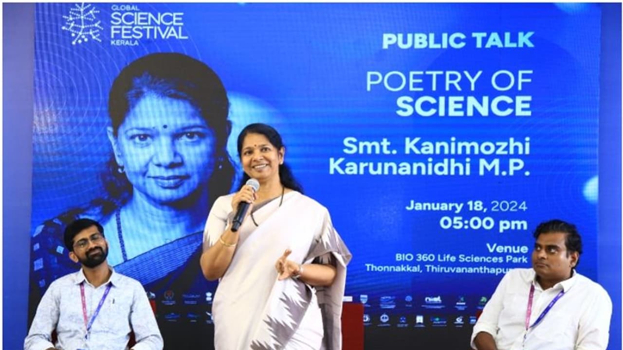 സയന്‍സിനു ബദലായി പുരാണങ്ങളെ അവതരിപ്പിക്കുന്നതിനെതിരെ ഒന്നിച്ചു നില്‍ക്കണം: കനിമൊഴി 