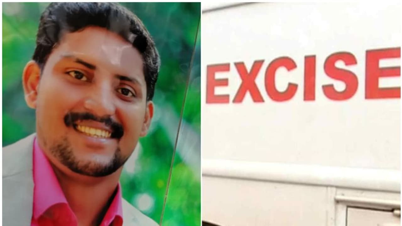 ബൈക്കിൽ വരുമ്പോള് യുവാവ് കണ്ടത് വീടിന് മുന്നിലെ കാക്കിപ്പട, ബൈക്കും ഇട്ട് ഓടി; മിന്നൽ റെയ്ഡിൽ കണ്ടെത്തിയത് ബൈക്കിൽ വരുമ്പോള് യുവാവ് കണ്ടത് വീടിന് മുന്നിലെ കാക്കിപ്പട, ബൈക്കും ഇട്ട് ഓടി; മിന്നൽ റെയ്ഡിൽ കണ്ടെത്തിയത്