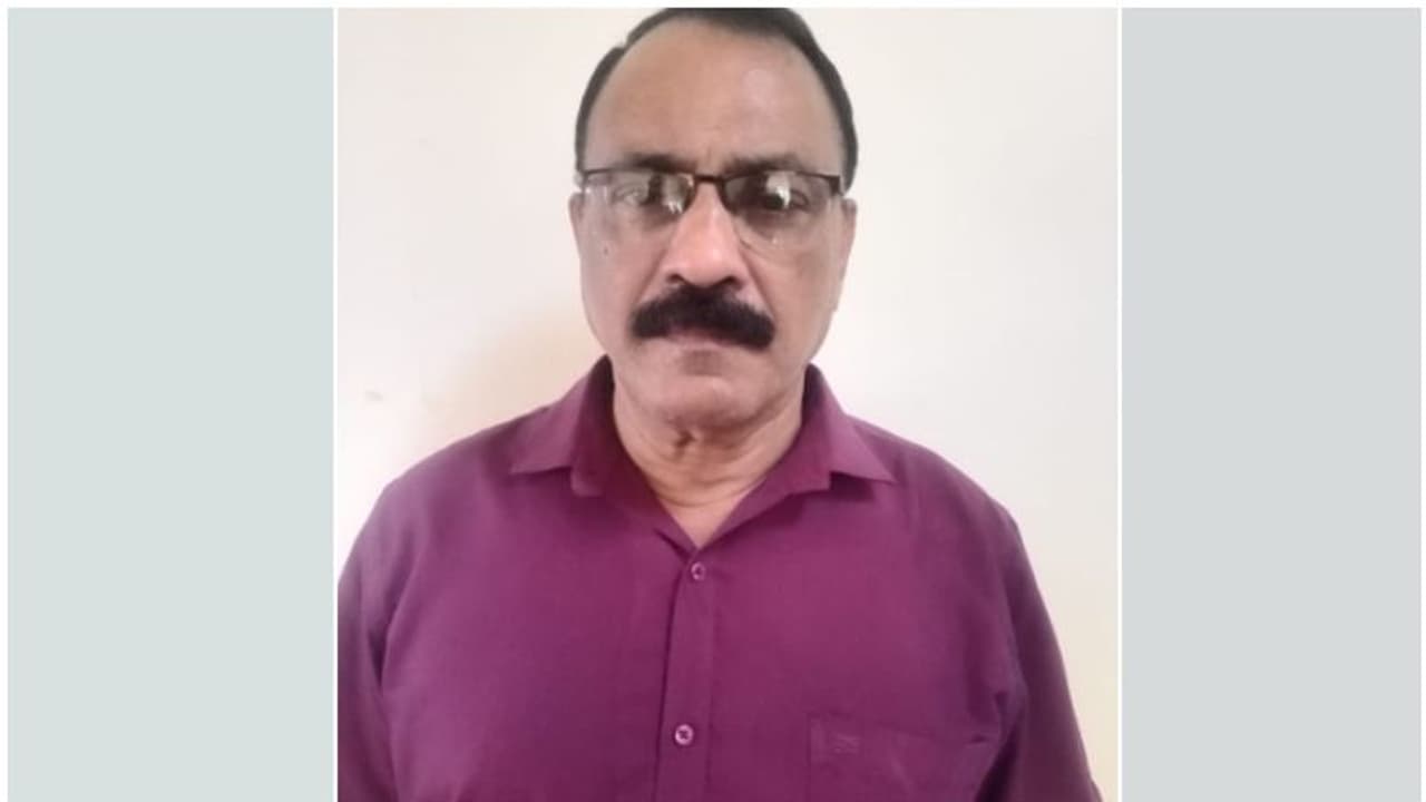 ട്യൂഷന് വന്ന് 12കാരനോട് 59കാരന്റെ ക്രൂരത; 97 വർഷം അഴിയെണ്ണും, കടുത്ത ശിക്ഷയും പിഴയും വിധിച്ച് പോക്സോ കോടതി ട്യൂഷന് വന്ന് 12കാരനോട് 59കാരന്റെ ക്രൂരത; 97 വർഷം അഴിയെണ്ണും, കടുത്ത ശിക്ഷയും പിഴയും വിധിച്ച് പോക്സോ കോടതി