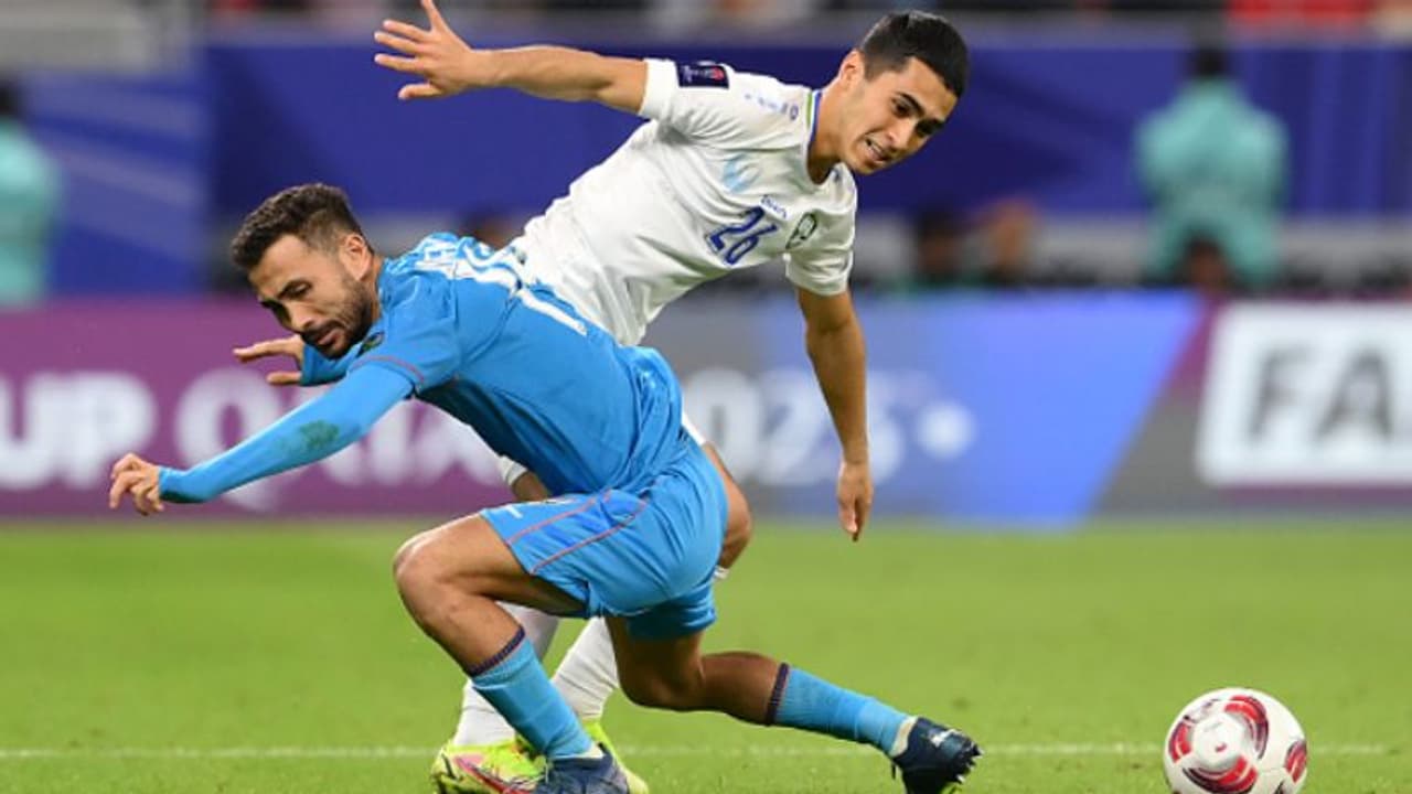 നീലഗര്‍ജനമില്ല; ഏഷ്യന്‍ കപ്പ് ഫുട്ബോളില്‍ ഉസ്ബെക്കിസ്ഥാനോടും തോറ്റ് ഇന്ത്യ 