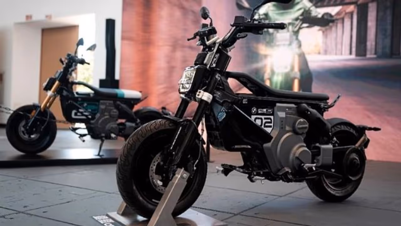 ಭಾರತದಲ್ಲಿ BMW ಎಲೆಕ್ಟ್ರಿಕ್ ಸ್ಕೂಟರ್ ಬಿಡುಗಡೆ, ಇದರ ಬೆಲೆ ಕಾರಿಗೆ ಸಮ! ಭಾರತದಲ್ಲಿ BMW ಎಲೆಕ್ಟ್ರಿಕ್ ಸ್ಕೂಟರ್ ಬಿಡುಗಡೆ, ಇದರ ಬೆಲೆ ಕಾರಿಗೆ ಸಮ!