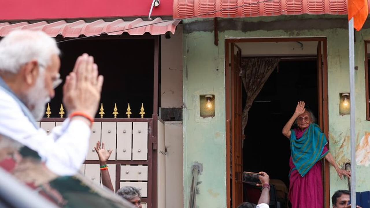 தமிழகத்தை குறி வைக்கும் பாஜக.. நாளை சென்னை வரும் மோடியின் பயண திட்டம் என்ன.? யாரை சந்திக்கிறார்.?