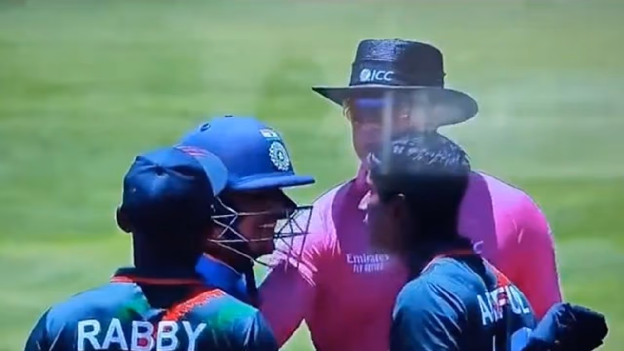 U19 World Cup 2024: India U 19 captain and Bangladesh player get involved heated argument (WATCH) U19 World Cup 2024: India U 19 captain and Bangladesh player get involved heated argument (WATCH)
