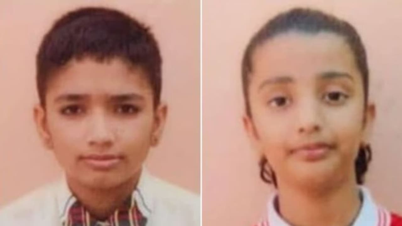 തെരുവുനായ ആക്രമണം: രക്ഷപ്പെടാൻ ശ്രമിക്കുന്നതിനിടെ ട്രെയിനിടിച്ച് ബന്ധുക്കളായ വിദ്യാർഥികൾക്ക് ദാരുണാന്ത്യം തെരുവുനായ ആക്രമണം: രക്ഷപ്പെടാൻ ശ്രമിക്കുന്നതിനിടെ ട്രെയിനിടിച്ച് ബന്ധുക്കളായ വിദ്യാർഥികൾക്ക് ദാരുണാന്ത്യം