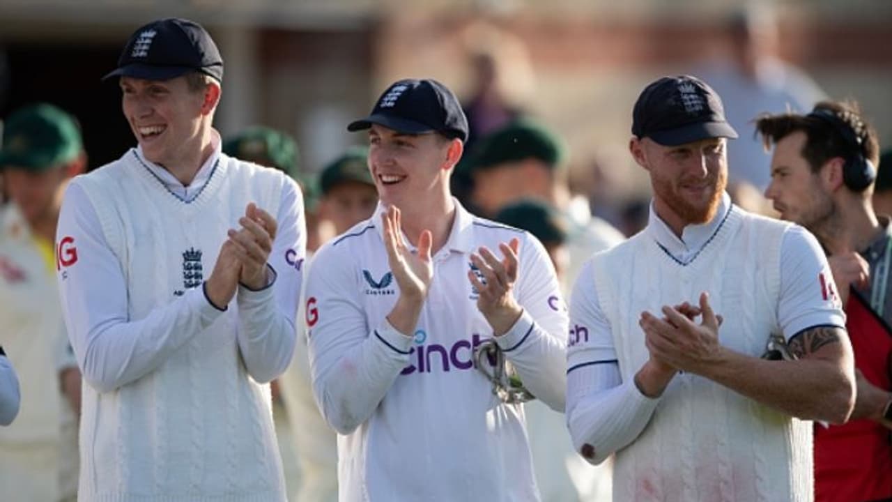 ബാസ്ബോളിന് തുടക്കത്തിലെ ഇരുട്ടടി, ഇന്ത്യക്കെതിരായ ടെസ്റ്റ് പരമ്പരയില് നിന്ന് ഇംഗ്ലണ്ട് വെടിക്കെട്ട് ബാറ്റര് ബാസ്ബോളിന് തുടക്കത്തിലെ ഇരുട്ടടി, ഇന്ത്യക്കെതിരായ ടെസ്റ്റ് പരമ്പരയില് നിന്ന് ഇംഗ്ലണ്ട് വെടിക്കെട്ട് ബാറ്റര്