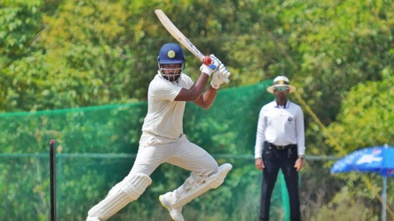 രഞ്ജി ട്രോഫിയിലെ ജീവന്‍മരണ പോരാട്ടത്തില്‍ നിന്ന് വിട്ടു നിന്ന് സഞ്ജു, ഞെട്ടലോടെ ആരാധകര്‍; കാരണമറിയാം