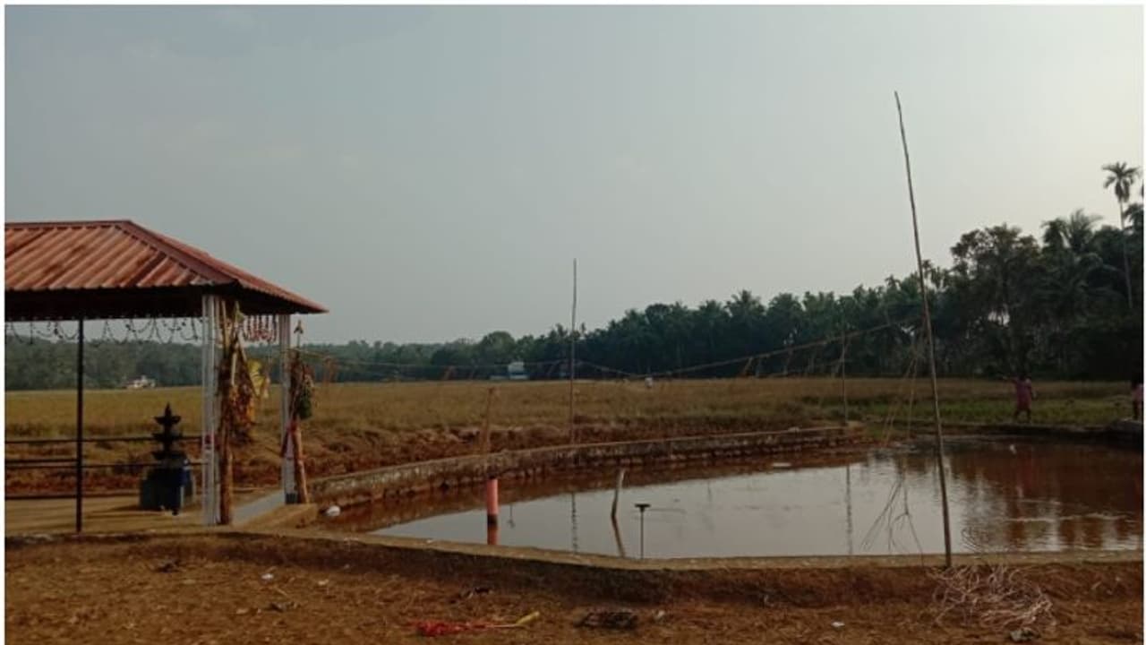 തൃശൂരിൽ പാറക്കുളത്തിൽ കാൽ കഴുകാൻ ഇറങ്ങവേ അപകടം; സഹോദരിമാര്‍ക്ക് ദാരുണാന്ത്യം