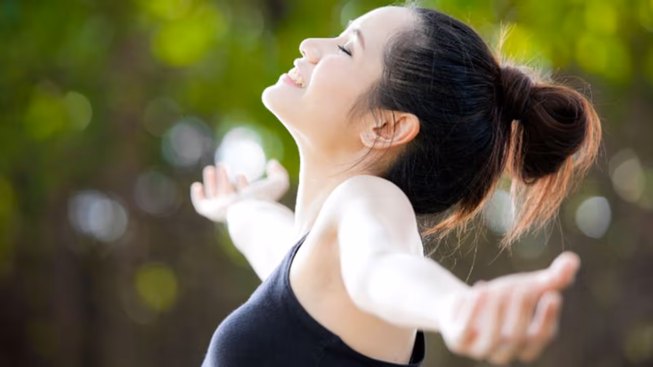 ഈ നാല് ഹാപ്പി ഹോർമോണുകളെ കൂട്ടാൻ ചെയ്യേണ്ട കാര്യങ്ങള്... ഈ നാല് ഹാപ്പി ഹോർമോണുകളെ കൂട്ടാൻ ചെയ്യേണ്ട കാര്യങ്ങള്...