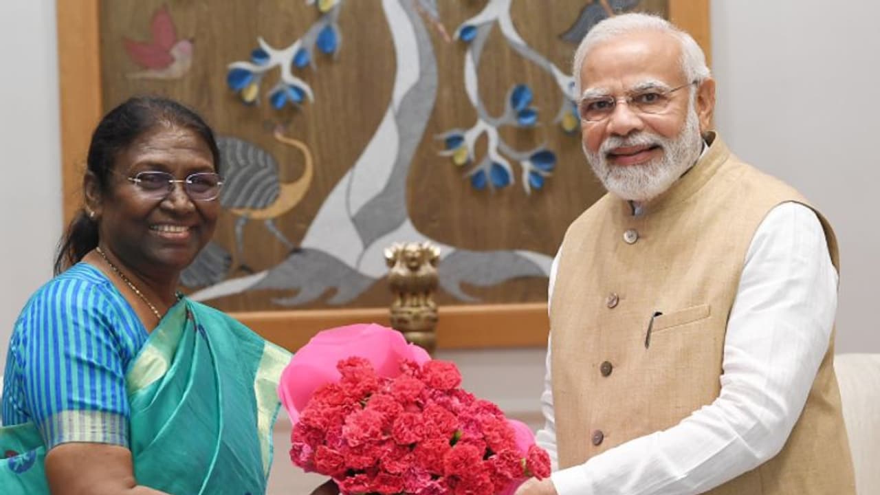 ಅಯೋಧ್ಯೆಗೆ ಗೈರಾದ ರಾಷ್ಟ್ರಪತಿ ದ್ರೌಪದಿ ಮುರ್ಮು ಪತ್ರಕ್ಕೆ ಪ್ರತಿಕ್ರಿಯಿಸಿ ಲೆಟರ್ ಬರೆದ ಪ್ರಧಾನಿ ಮೋದಿ ಅಯೋಧ್ಯೆಗೆ ಗೈರಾದ ರಾಷ್ಟ್ರಪತಿ ದ್ರೌಪದಿ ಮುರ್ಮು ಪತ್ರಕ್ಕೆ ಪ್ರತಿಕ್ರಿಯಿಸಿ ಲೆಟರ್ ಬರೆದ ಪ್ರಧಾನಿ ಮೋದಿ