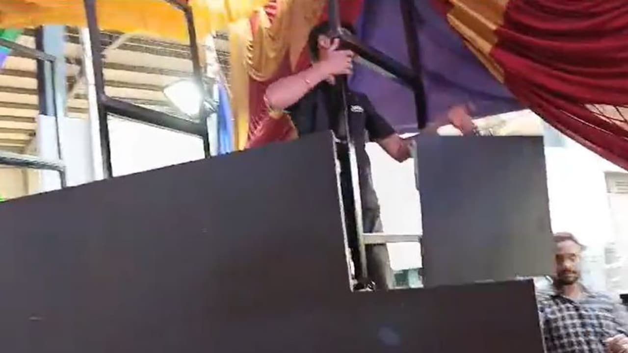 ಪ್ರಾಣಪ್ರತಿಷ್ಠೆ ನೇರಪ್ರಸಾರ LED ತೆಗೆದುಹಾಕಿದ ತಮಿಳುನಾಡು ಪೊಲೀಸ್, ದಾಖಲೆ ನೀಡಿದ ಸಚಿವೆ! ಪ್ರಾಣಪ್ರತಿಷ್ಠೆ ನೇರಪ್ರಸಾರ LED ತೆಗೆದುಹಾಕಿದ ತಮಿಳುನಾಡು ಪೊಲೀಸ್, ದಾಖಲೆ ನೀಡಿದ ಸಚಿವೆ!