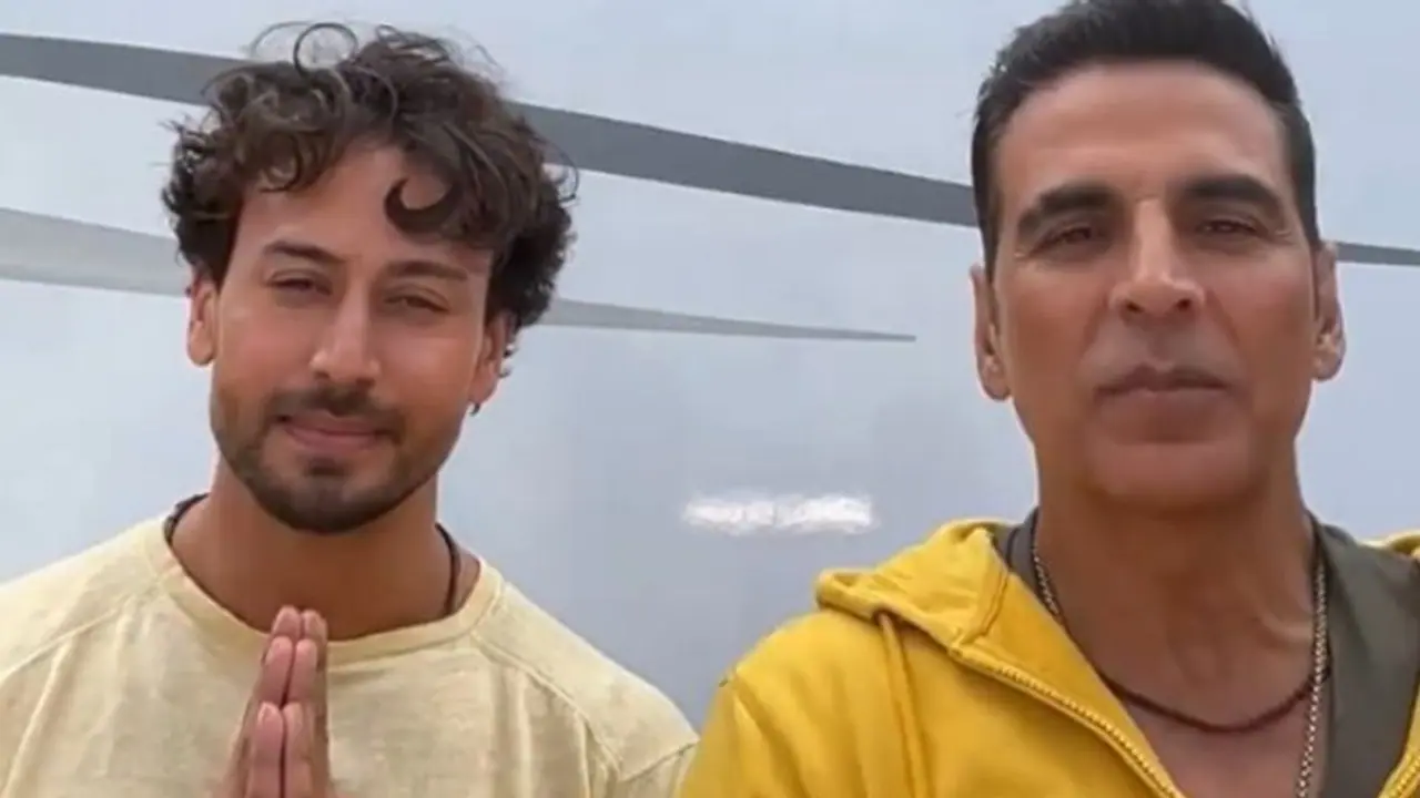 Ram Mandir: Akshay Kumar shares video with Tiger Shroff wishing fans on the big day, says 'Jai Shri Ram' Ram Mandir: Akshay Kumar shares video with Tiger Shroff wishing fans on the big day, says 'Jai Shri Ram'