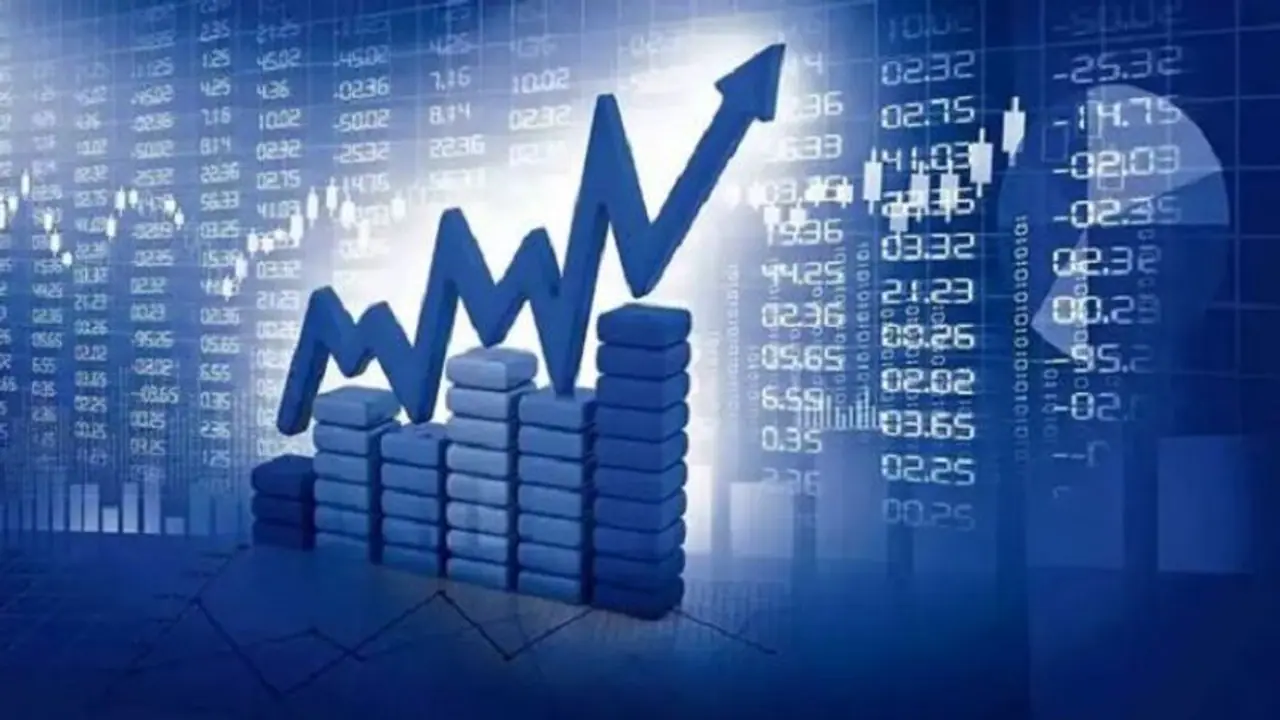 బడ్జెట్లో ఈ రంగానికి 3 లక్షల కోట్లు.. అంచనాలు, కేటాయింపులు ఇలా.. బడ్జెట్లో ఈ రంగానికి 3 లక్షల కోట్లు.. అంచనాలు, కేటాయింపులు ఇలా..