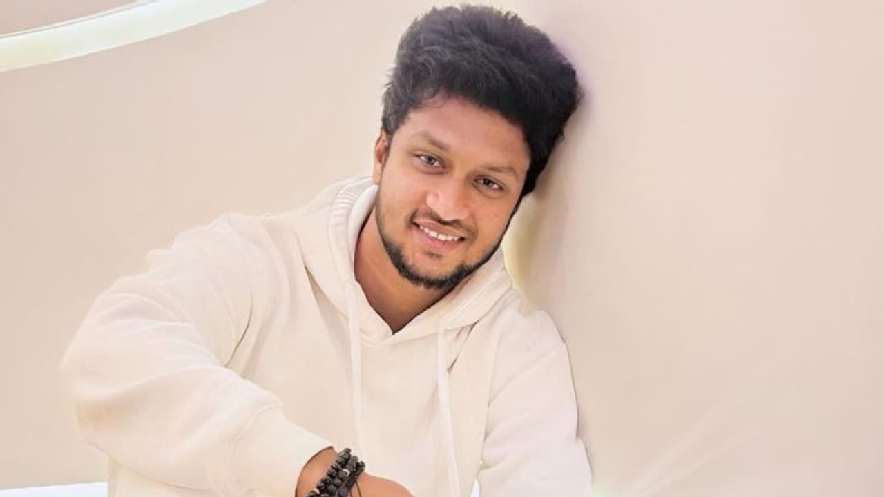 ரசிகர்கள் கொடுத்த பக்கா மாஸ் Surprise.. மிரண்டுபோன பிக் பாஸ் மணிச்சந்திரா வேற லெவல் Celebration Video இதோ!