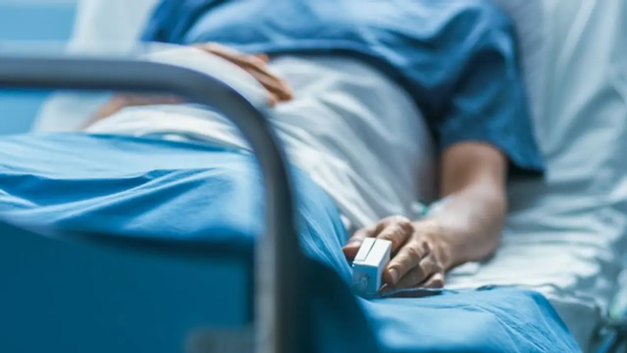 20 രൂപ പ്രവേശന ടിക്കറ്റിന്റെ പേരിൽ ബൌൺസറുടെ മർദ്ദനം, യുവാവിന് കാഴ്ച നഷ്ടമായതായി പരാതി 20 രൂപ പ്രവേശന ടിക്കറ്റിന്റെ പേരിൽ ബൌൺസറുടെ മർദ്ദനം, യുവാവിന് കാഴ്ച നഷ്ടമായതായി പരാതി