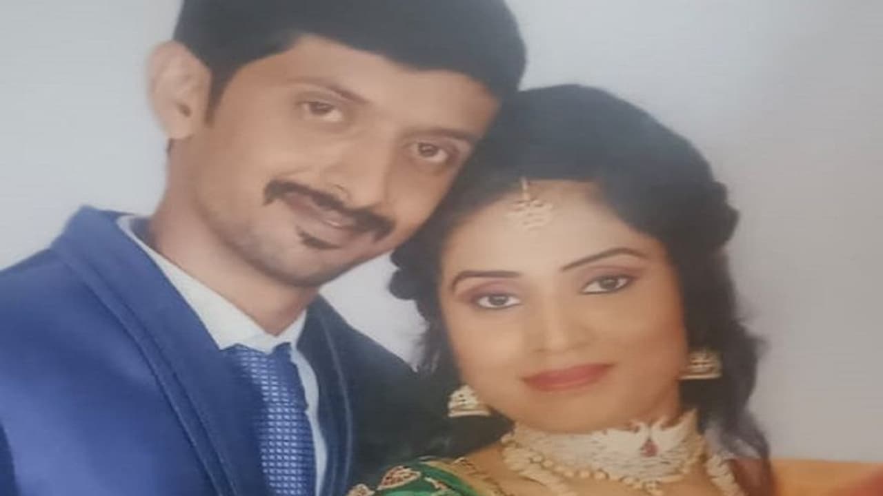 ಬೆಂಗಳೂರು: ನೇಣು ಬಿಗಿದ ಸ್ಥಿತಿಯಲ್ಲಿ ಗೃಹಿಣಿ ಸಾವು