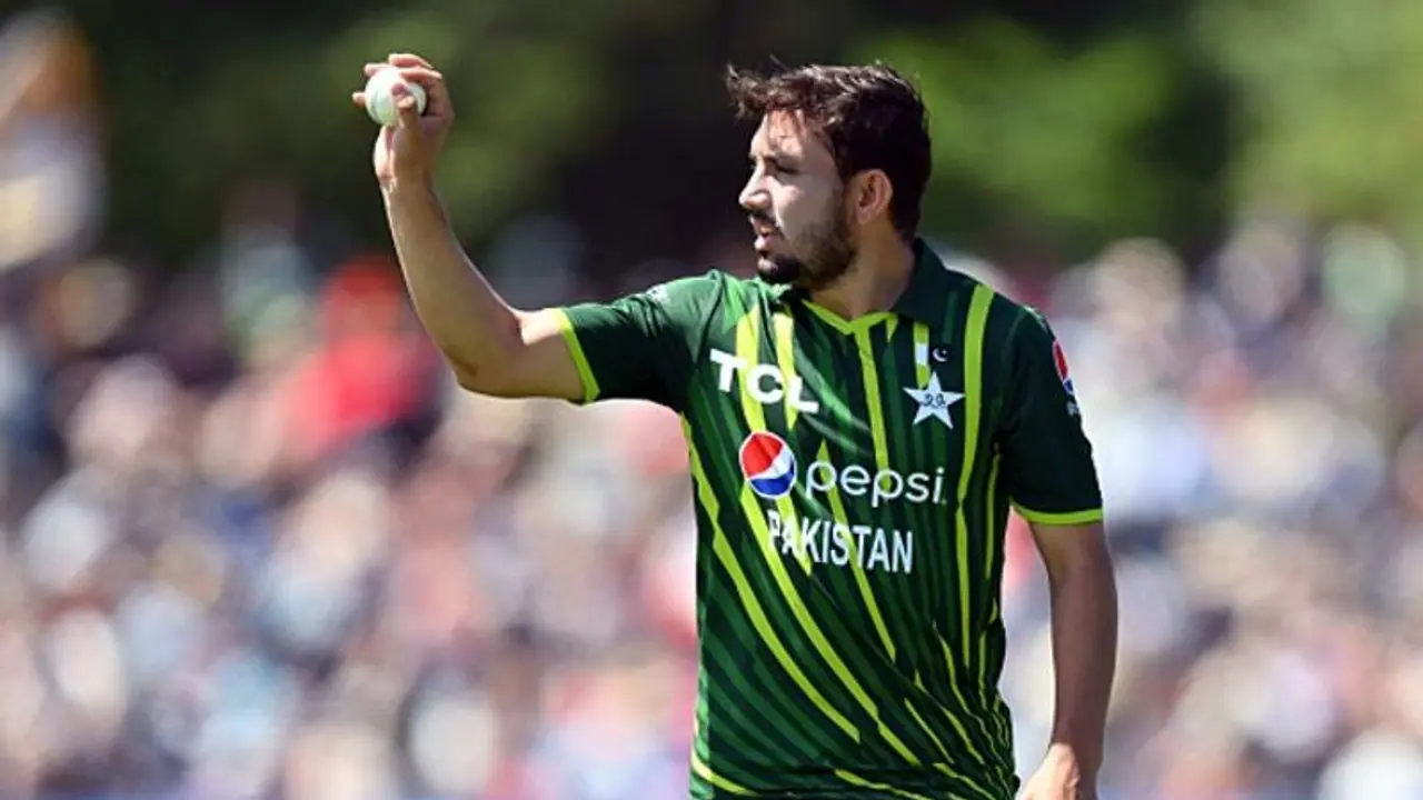 Top Pakistani cricketers mull ending contract amid NOC denials over foreign T20 leagues: Report Top Pakistani cricketers mull ending contract amid NOC denials over foreign T20 leagues: Report