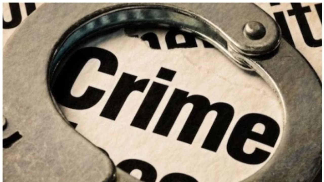 ശീതളപാനീയത്തിൽ മൂത്രം കലർത്തി ദളിത് വിദ്യാർത്ഥിയെ കുടിപ്പിച്ചു; 2 സഹപാഠികൾക്കെതിരെ കർശന നടപടി