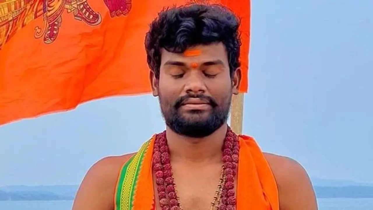 Pallavi Prashanth : రామ భక్తుడిగా మారిన పల్లవి ప్రశాంత్.. కాషాయ దుస్తుల్లో బిగ్ బాస్ విన్నర్ 