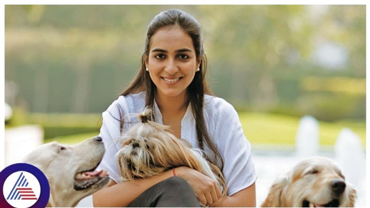 914 ಕೋಟಿ ಮೌಲ್ಯದ ಕಂಪನಿ ನಡೆಸುತ್ತಿರುವ ಮಗಳು, ಫೋರ್ಬ್ಸ್ ಪಟ್ಟಿಯಲ್ಲಿ ಸ್ಥಾನ ಪಡೆದ ಅಪ್ಪನ ಆಸ್ತಿಗೆ ಲೆಕ್ಕವಿಲ್ಲ! 914 ಕೋಟಿ ಮೌಲ್ಯದ ಕಂಪನಿ ನಡೆಸುತ್ತಿರುವ ಮಗಳು, ಫೋರ್ಬ್ಸ್ ಪಟ್ಟಿಯಲ್ಲಿ ಸ್ಥಾನ ಪಡೆದ ಅಪ್ಪನ ಆಸ್ತಿಗೆ ಲೆಕ್ಕವಿಲ್ಲ!