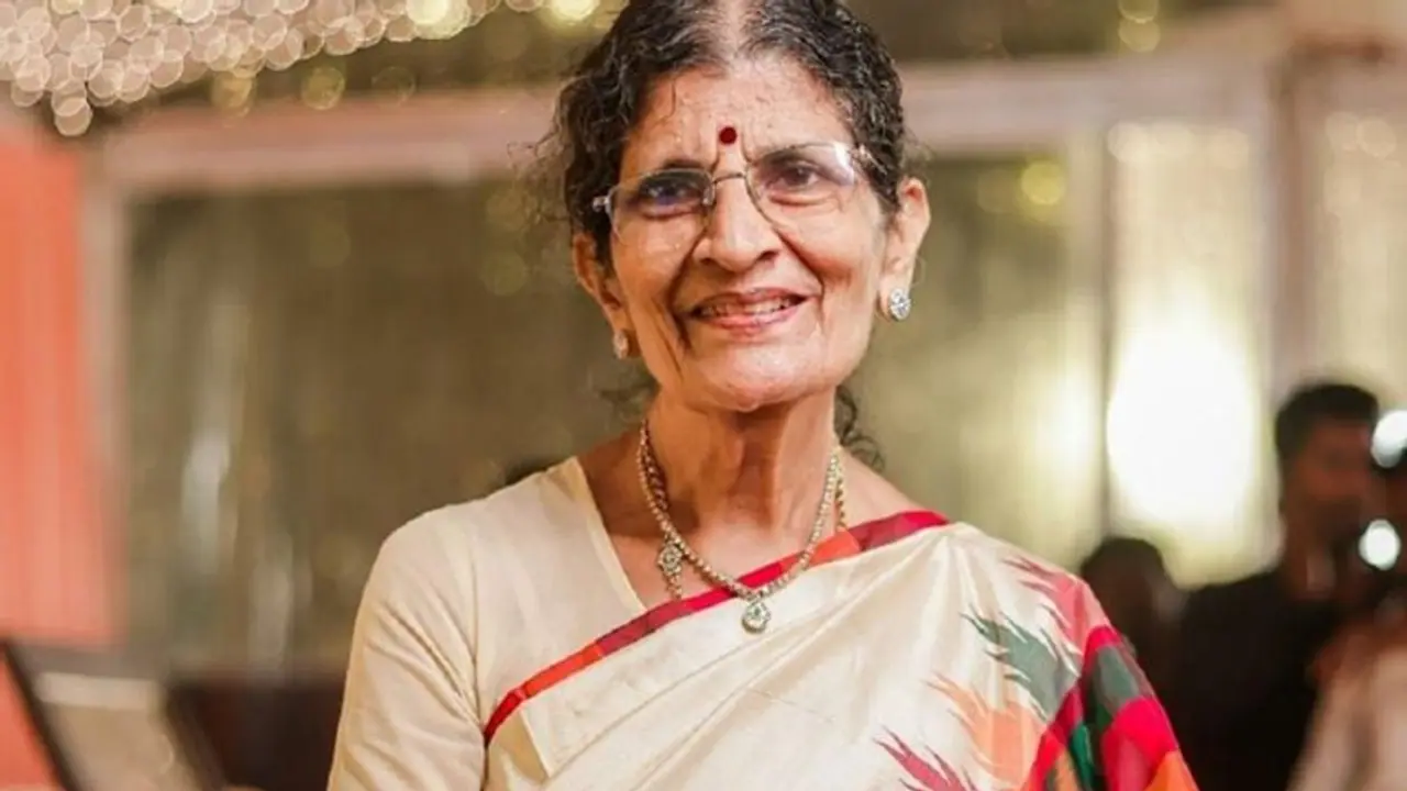 மதுரை மீனாட்சியம்மன் கோவில் அறங்காவலர் குழு தலைவராக ருக்மணி தேர்வு.. யார் இவர் தெரியுமா? மதுரை மீனாட்சியம்மன் கோவில் அறங்காவலர் குழு தலைவராக ருக்மணி தேர்வு.. யார் இவர் தெரியுமா?