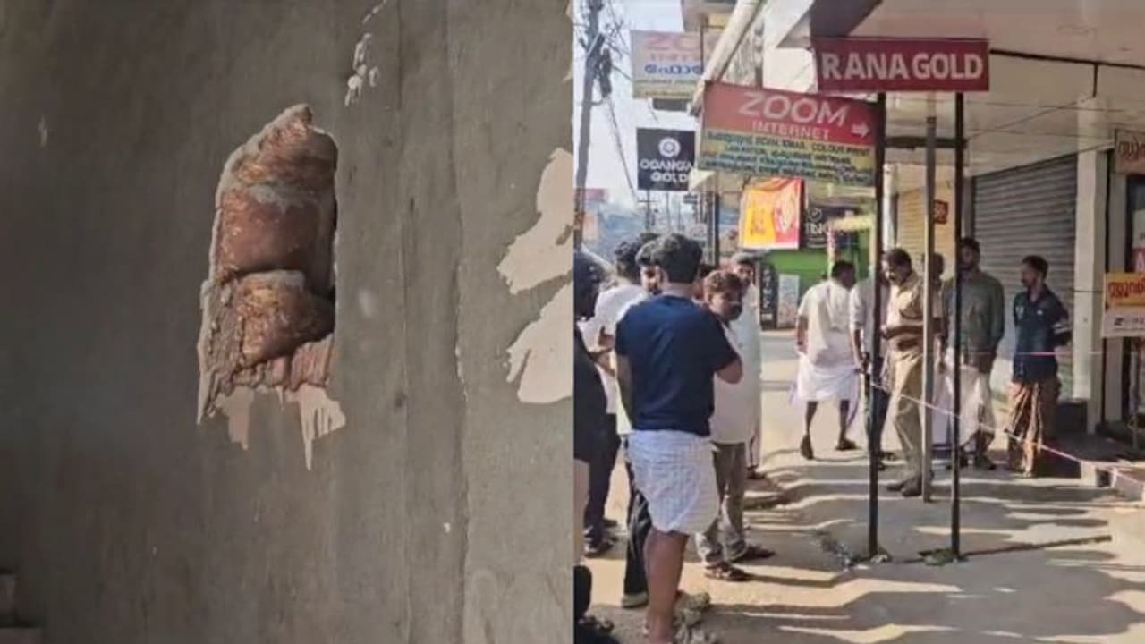 ഷട്ടര് തകര്ത്ത് അകത്ത് കടന്നു, ജ്വല്ലറിയുടെ ചുമര് തുരന്ന് വന് കവര്ച്ച; നഷ്ടപ്പെട്ടത് 50 പവൻ സ്വര്ണം ഷട്ടര് തകര്ത്ത് അകത്ത് കടന്നു, ജ്വല്ലറിയുടെ ചുമര് തുരന്ന് വന് കവര്ച്ച; നഷ്ടപ്പെട്ടത് 50 പവൻ സ്വര്ണം