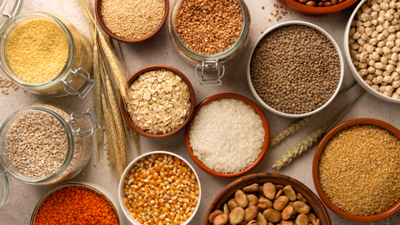 UP govt to start coarse grains procurement on October 1: Farmers must register on Kisan Mitra app