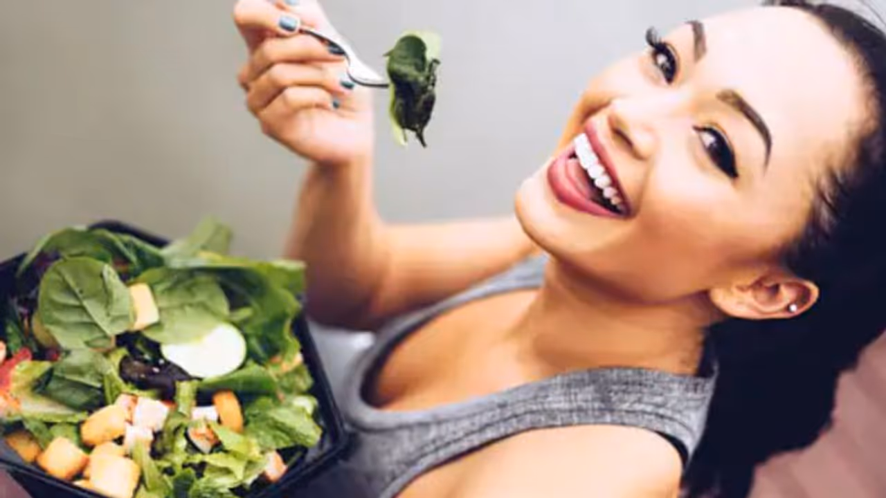 ഹാപ്പി ഹോർമോണായ ഡോപാമൈൻ കൂട്ടാൻ ഈ പത്ത് ഭക്ഷണങ്ങള് കഴിക്കൂ... ഹാപ്പി ഹോർമോണായ ഡോപാമൈൻ കൂട്ടാൻ ഈ പത്ത് ഭക്ഷണങ്ങള് കഴിക്കൂ...