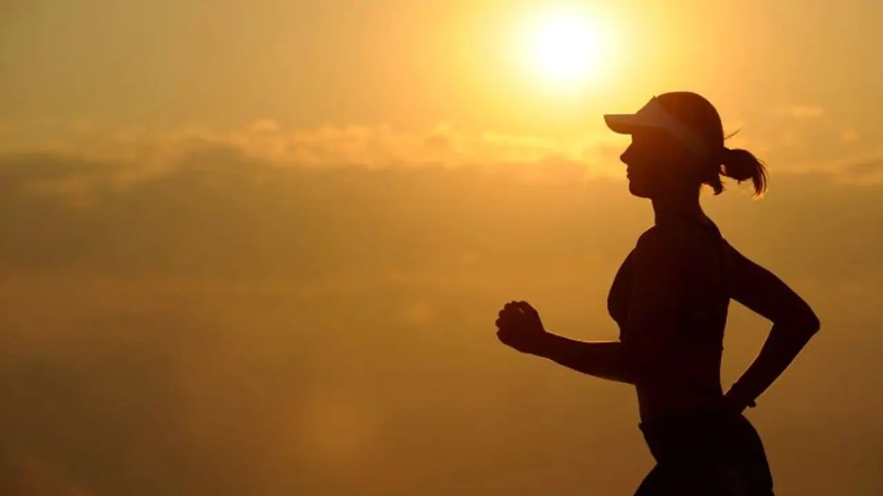 ദിവസവും 10,000 ചുവടുകൾ നടക്കൂ; അറിയാം ഈ ഗുണങ്ങള്... ദിവസവും 10,000 ചുവടുകൾ നടക്കൂ; അറിയാം ഈ ഗുണങ്ങള്...