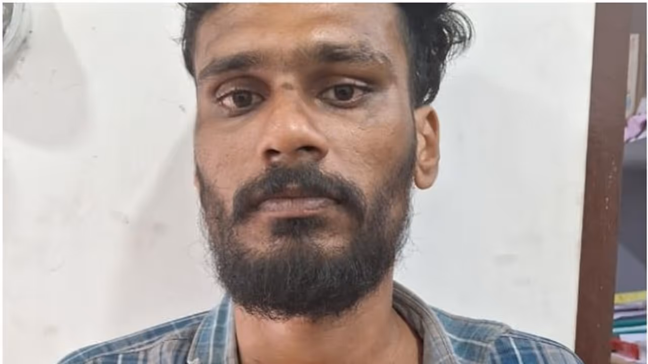 മുൻ വൈരാഗ്യം, യുവാവിനെ കരിങ്കല്ല് കൊണ്ട് അടിച്ച് കൊല്ലാന് ശ്രമം; അയൽവാസി അറസ്റ്റിൽ മുൻ വൈരാഗ്യം, യുവാവിനെ കരിങ്കല്ല് കൊണ്ട് അടിച്ച് കൊല്ലാന് ശ്രമം; അയൽവാസി അറസ്റ്റിൽ