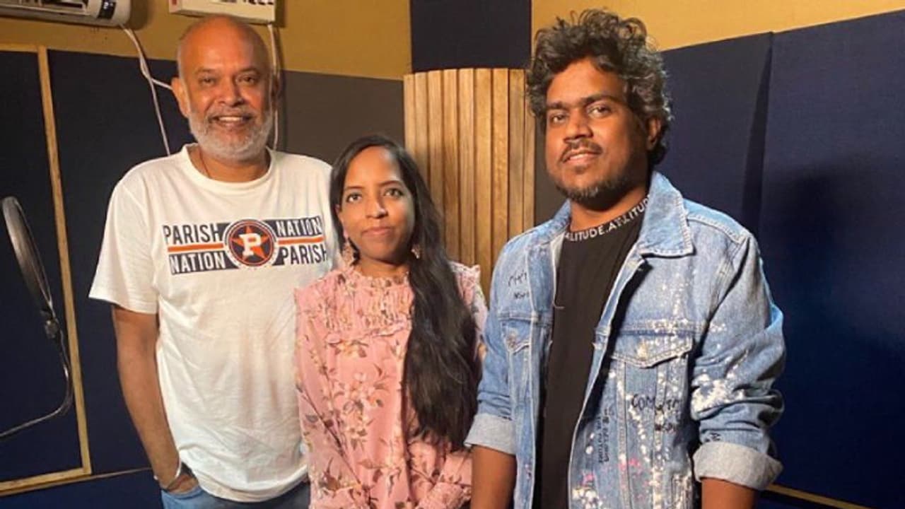 ராசையா முதல் மாநாடு வரை.. பாடகி பவதாரிணி குரலில் ஒலித்த மனதை மயக்கும் சூப்பர் ஹிட் பாடல்கள் ஒரு பார்வை! ராசையா முதல் மாநாடு வரை.. பாடகி பவதாரிணி குரலில் ஒலித்த மனதை மயக்கும் சூப்பர் ஹிட் பாடல்கள் ஒரு பார்வை!