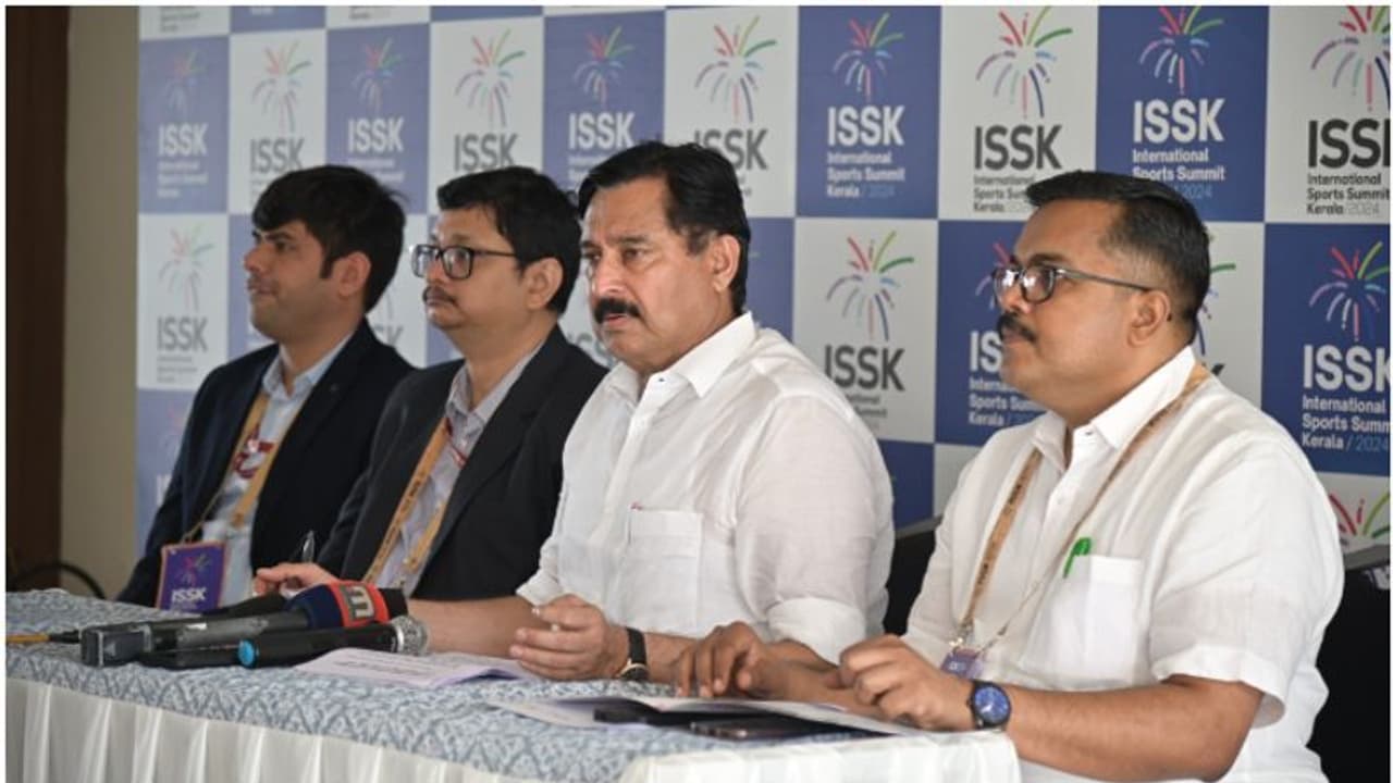 19 പദ്ധതികൾ, 4500 കോടിയുടെ നിക്ഷേപം! കേരളത്തിൽ വമ്പൻ നിക്ഷേപം പ്രഖ്യാപിച്ച് ഐഎസ്എസ്കെ, ക്രിക്കറ്റിന് 1200 കോടി 19 പദ്ധതികൾ, 4500 കോടിയുടെ നിക്ഷേപം! കേരളത്തിൽ വമ്പൻ നിക്ഷേപം പ്രഖ്യാപിച്ച് ഐഎസ്എസ്കെ, ക്രിക്കറ്റിന് 1200 കോടി