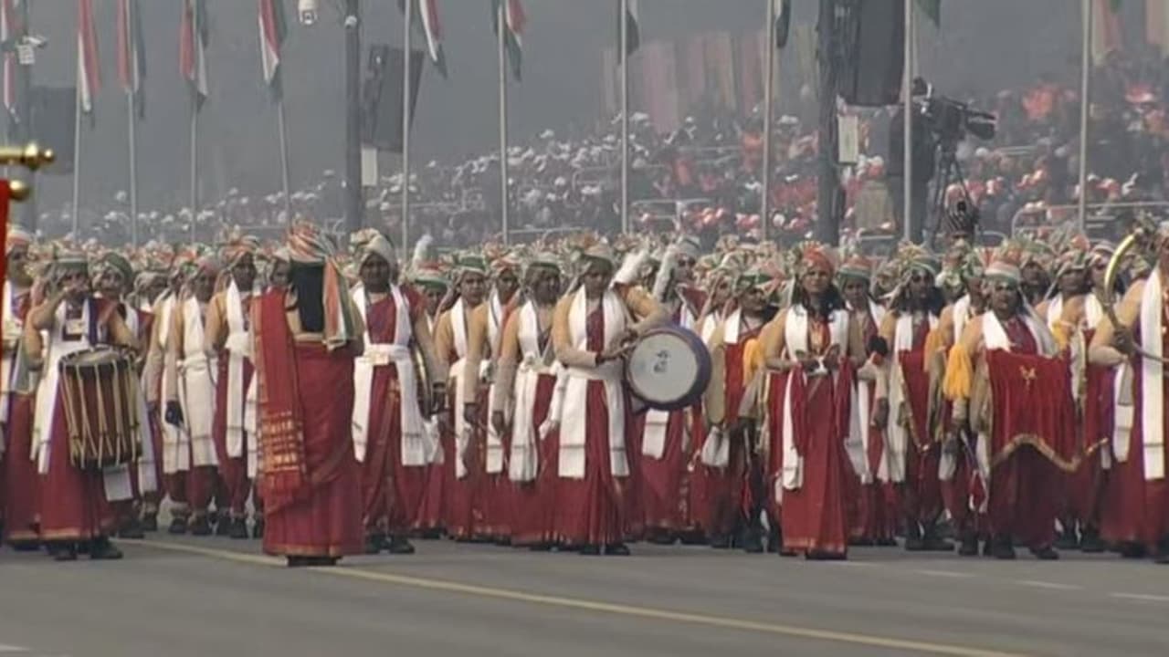 Historic First: Over 100 women artists lead Republic Day 2024 parade with 'Aavahan' (WATCH) Historic First: Over 100 women artists lead Republic Day 2024 parade with 'Aavahan' (WATCH)