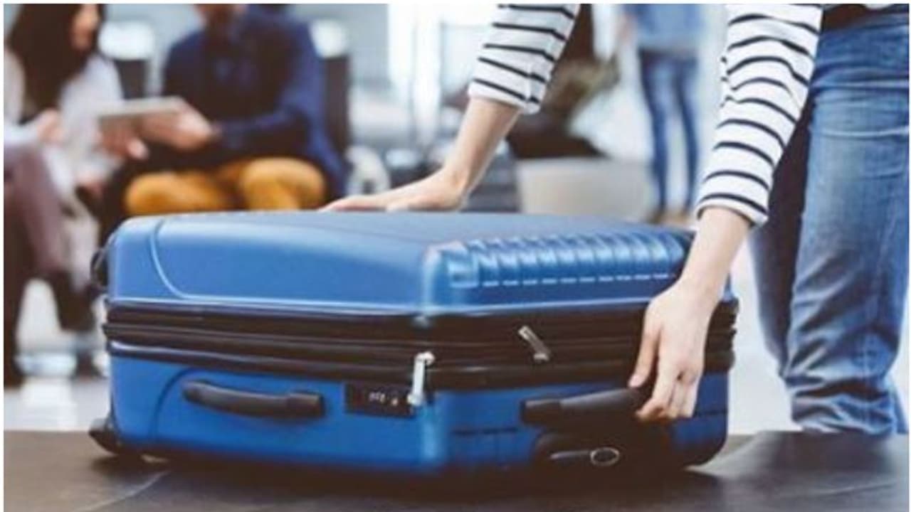 33 ലക്ഷം രൂപ വരെ ശമ്പളം, ആനുകൂല്യങ്ങൾ! ഉദ്യോഗാര്ത്ഥികളേ ഇത് വമ്പൻ ഓഫര്; വിദേശത്തേക്ക് പറക്കാം, യോഗ്യതയറിയാം 33 ലക്ഷം രൂപ വരെ ശമ്പളം, ആനുകൂല്യങ്ങൾ! ഉദ്യോഗാര്ത്ഥികളേ ഇത് വമ്പൻ ഓഫര്; വിദേശത്തേക്ക് പറക്കാം, യോഗ്യതയറിയാം