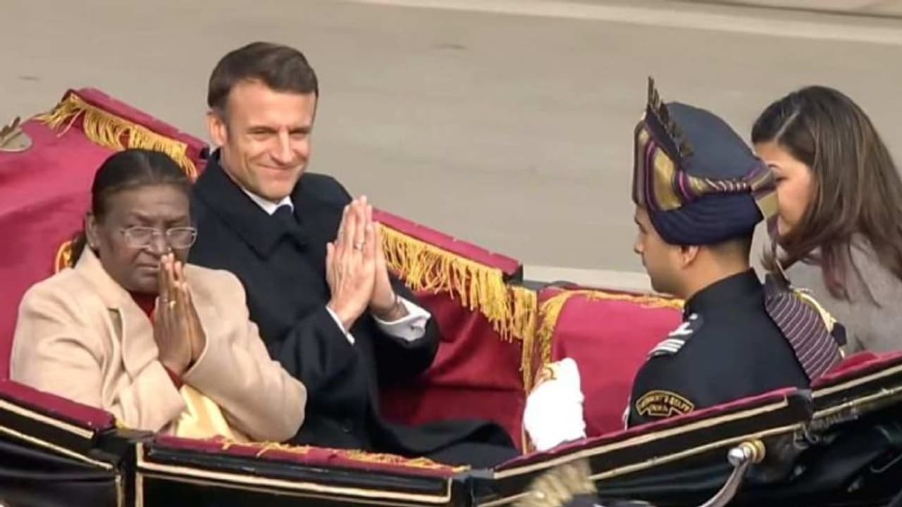 "சாரட் வண்டி".. பாகிஸ்தானிடம் டாசில் வென்றதாம் வியக்கவைக்கும் வரலாறு தெரியுமா? "சாரட் வண்டி".. பாகிஸ்தானிடம் டாசில் வென்றதாம் வியக்கவைக்கும் வரலாறு தெரியுமா?